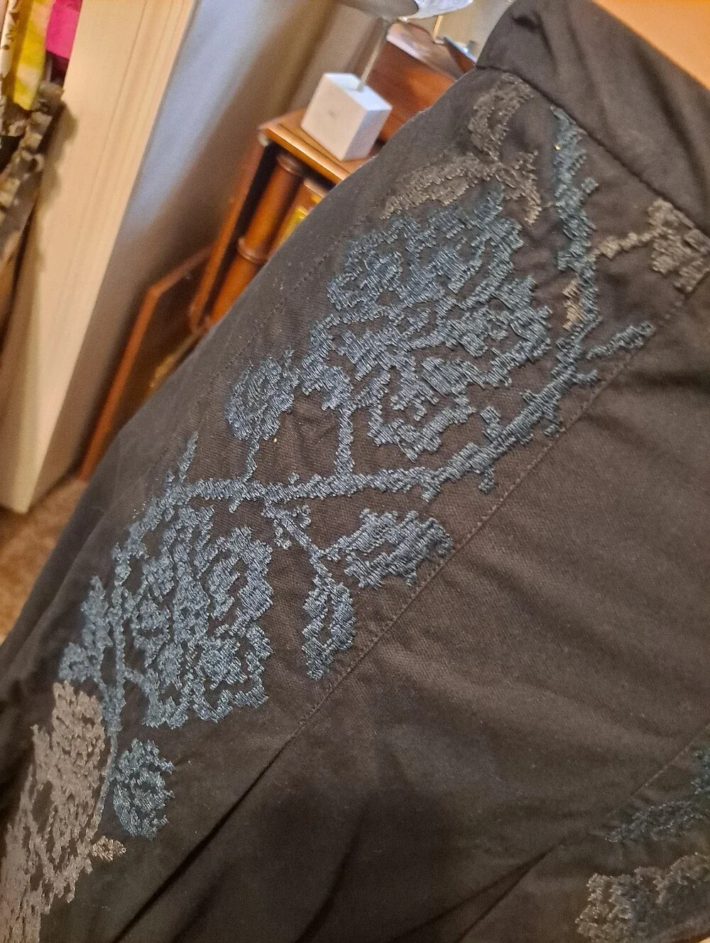 Ann Taylor Cotton Classic Navy Embroidered A-Line Skirt